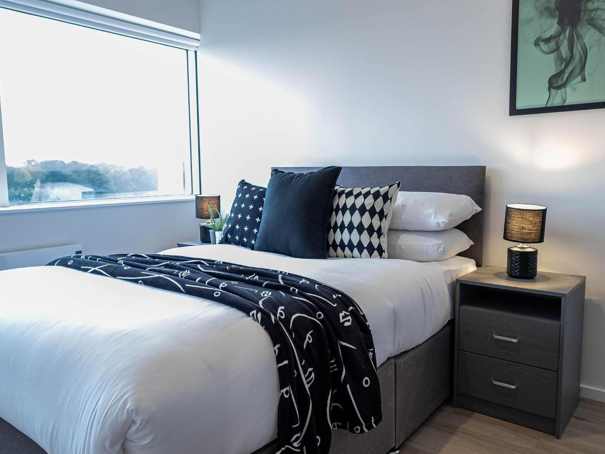 Stunning City View Apartments In Milton Keynes Central Location Free Parking Zewnętrze zdjęcie